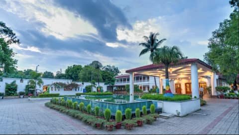 Chanakya BNR Hotel